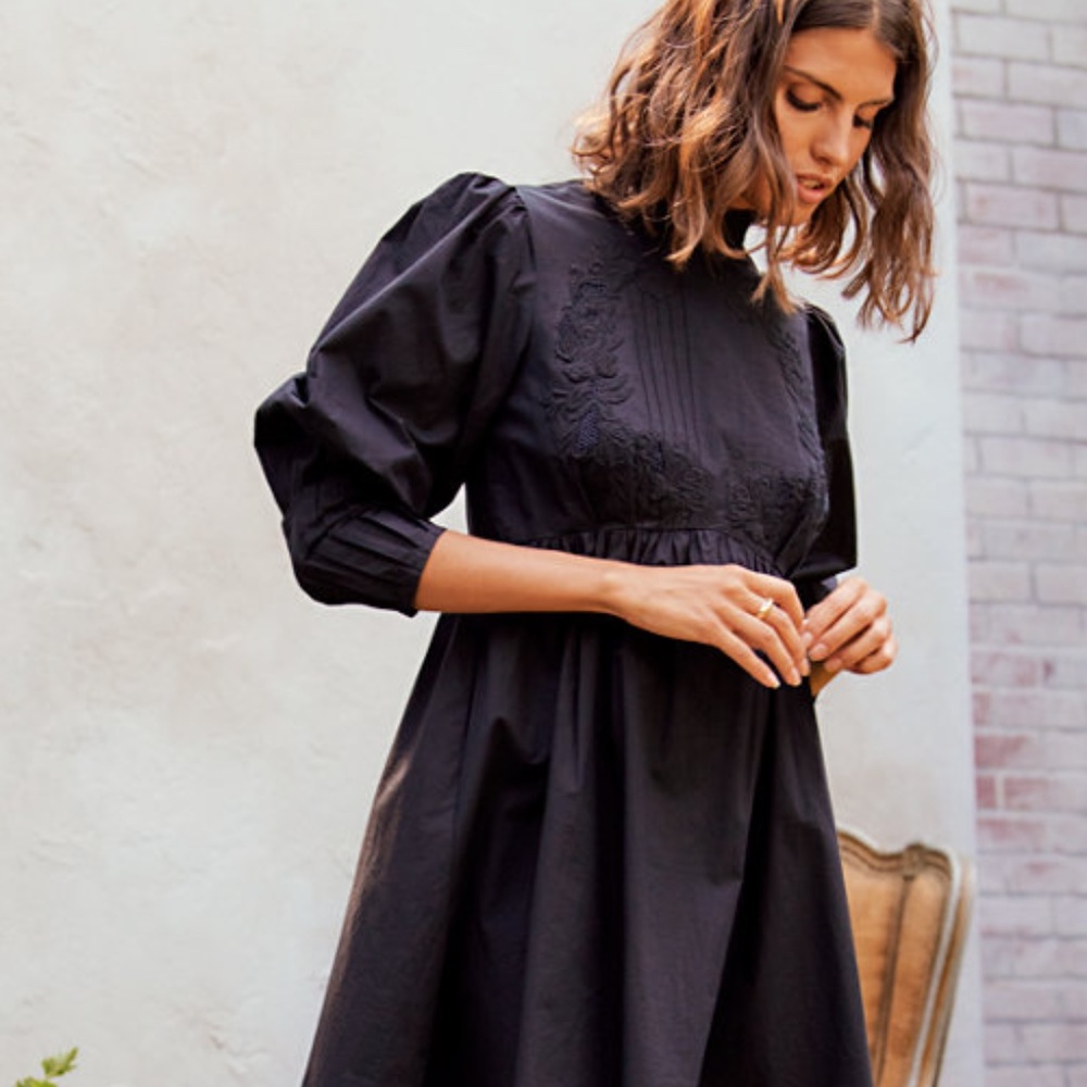 HappyxNature Star Dress - Black size Medium